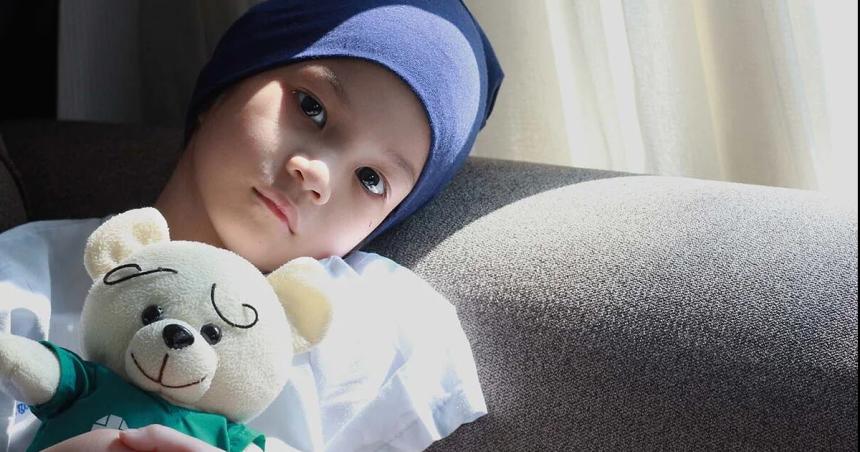 Lucha contra el caacutencer infantil- diagnoacutestico conciencia acompantildeamiento