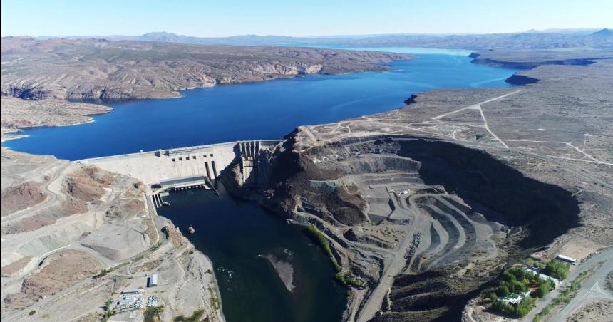 Riacuteo Negro y Neuqueacuten intimaron a la Nacioacuten por las hidroeleacutectricas