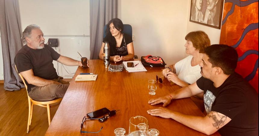 La Asamblea Cultural y la Secretariacutea municipal comparten preocupaciones por el ajuste