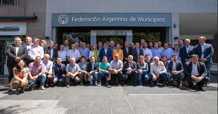Intendentes contra Milei- Lleva a un camino antifederal y extorsivo