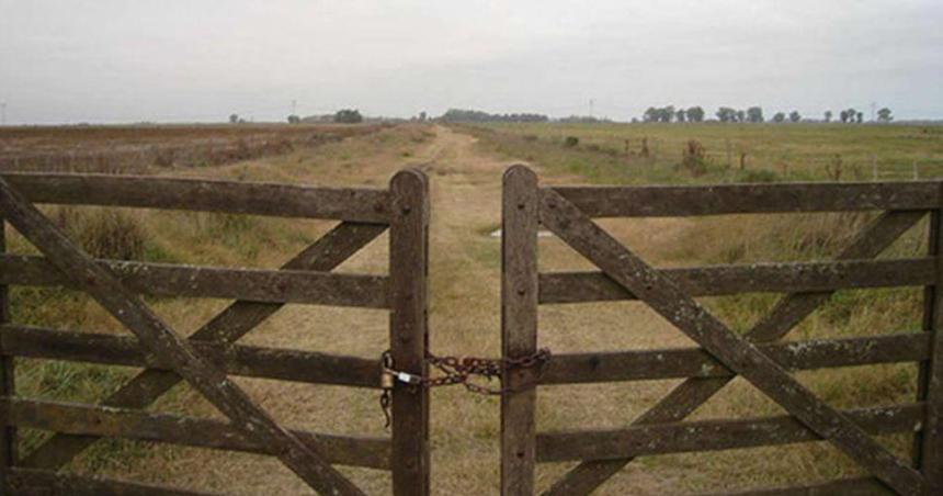 Desalojan a puestero que alquiloacute un campo y dijo que era de sus ancestros ranqueles