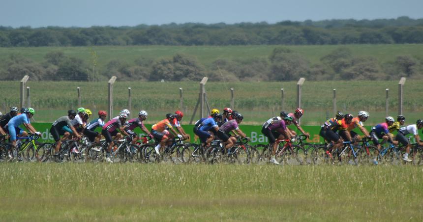 Roumec el maacutes fuerte en el Autoacutedromo