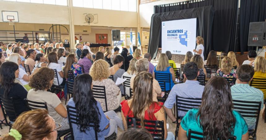 Educacioacuten busca profundizar la participacioacuten democraacutetica en las escuelas