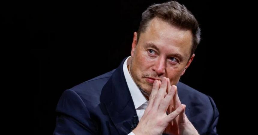 Autorizan a Elon Musk a operar internet satelital en Argentina