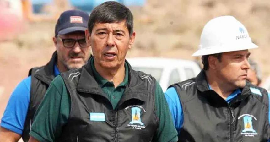 Es un conflicto que debe resolverse por la poliacutetica o directamente en la Justicia