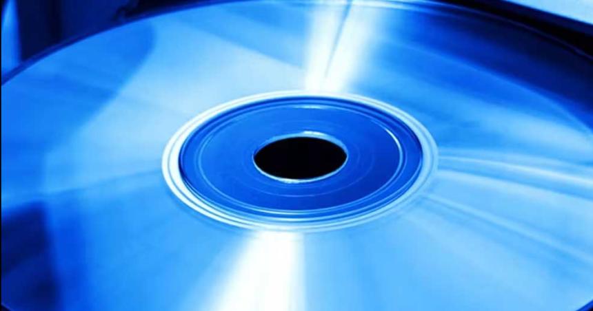 Vuelve el formato fiacutesico- crean disco oacuteptico que almacena casi 15 mil peliacuteculas en 4K