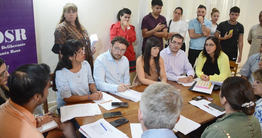 UTA salioacute al cruce de la oposicioacuten por el boleto de colectivos