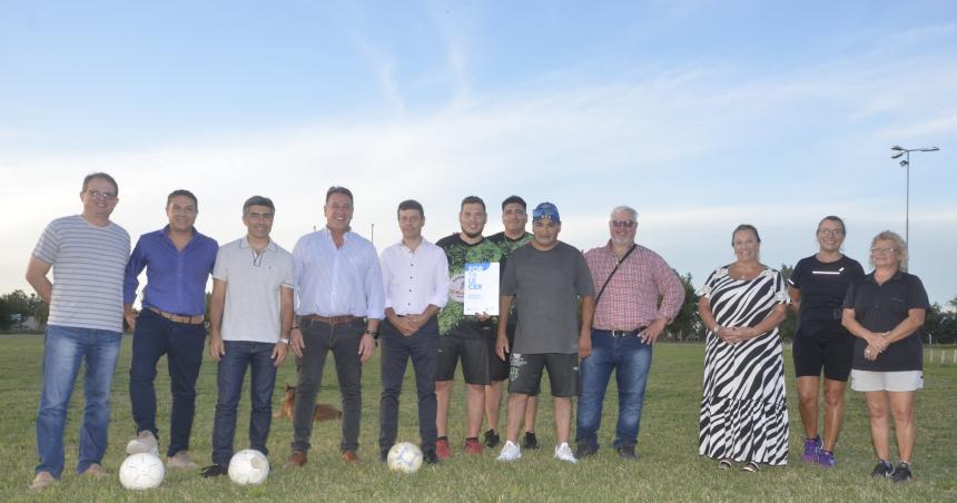 Primera campantildea documentaria del antildeo y reconocimiento a entidad civil