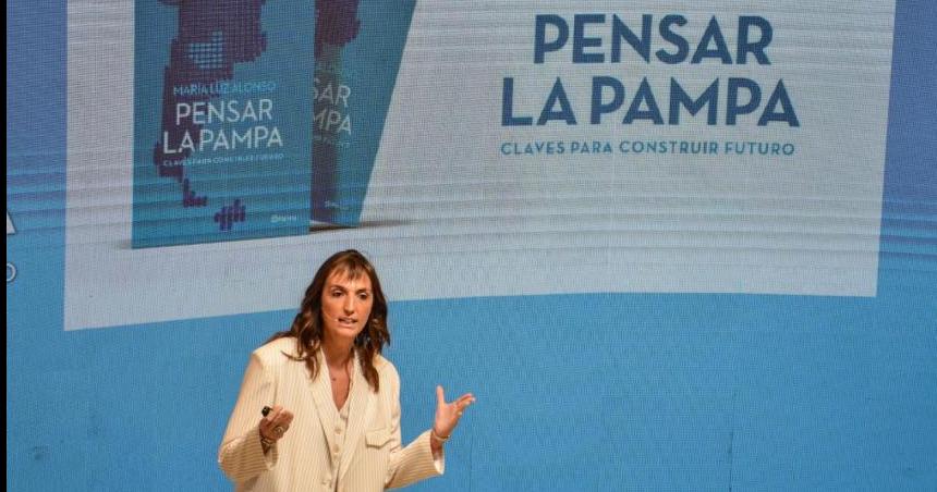 Mariacutea Luz Alonso promueve moacutevil para controles ginecoloacutegicos