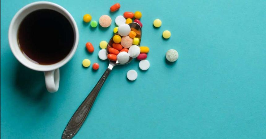 Medicamentos y cafeacute- iquestpor queacute no conviene mezclarlos