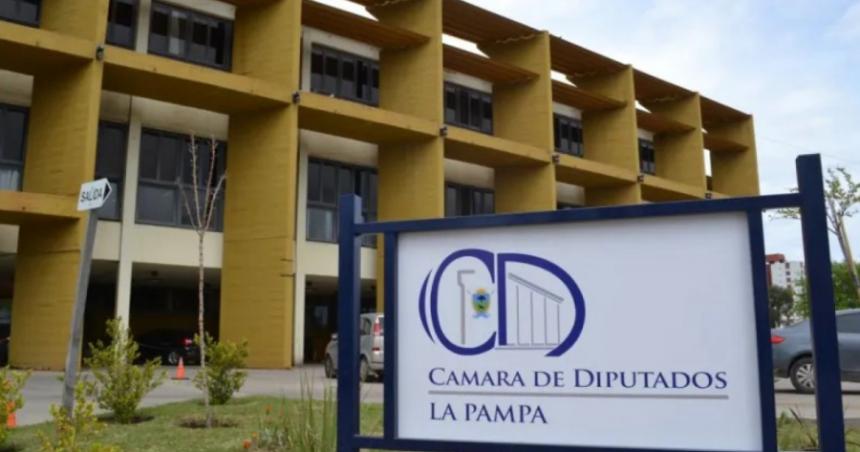 Insoacutelito- la oposicioacuten se suma los votos para exigir mayoriacutea en las Comisiones de la Legislatura