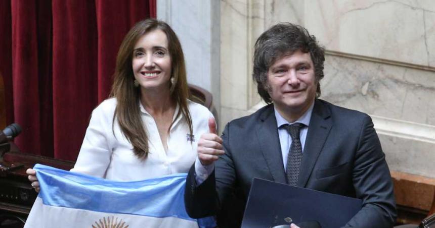 Milei suspendioacute la reunioacuten de Gabinete a horas de que el Senado trate el DNU