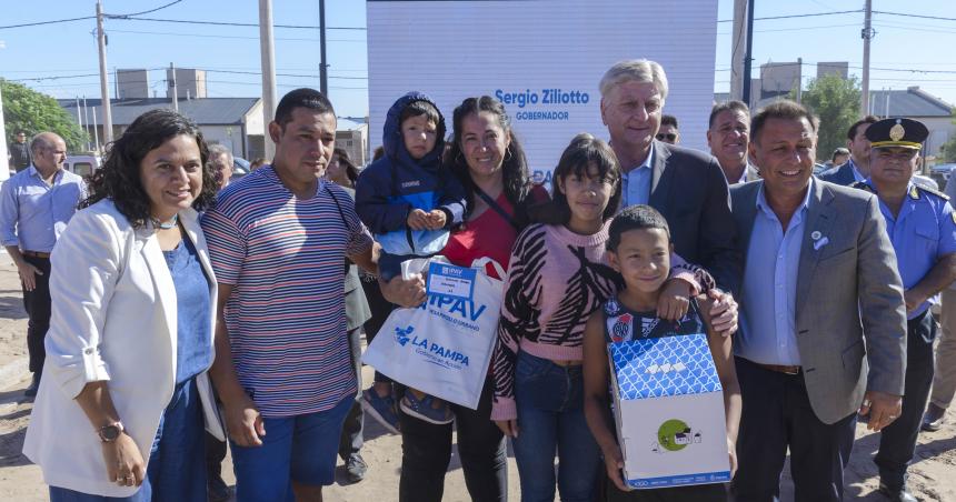 Ziliotto defendioacute en General Acha el Estado presente