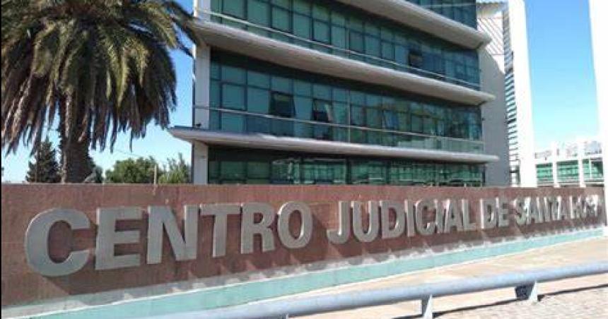 Violoacute y amenazoacute con un cuchillo- lo condenan a seis antildeos de prisioacuten y el juez dice que es una pena beneacutevola
