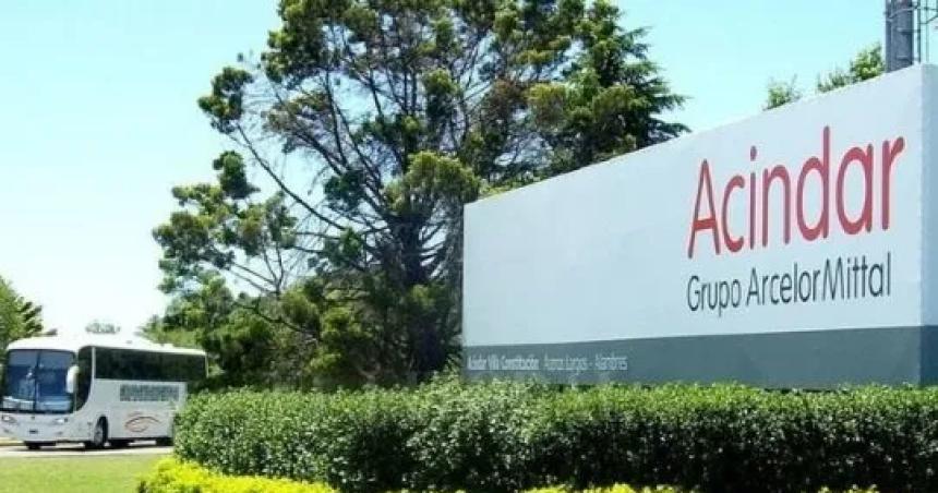 Contratistas de Acindar suspenden al menos a 600 trabajadores por la caiacuteda de la produccioacuten
