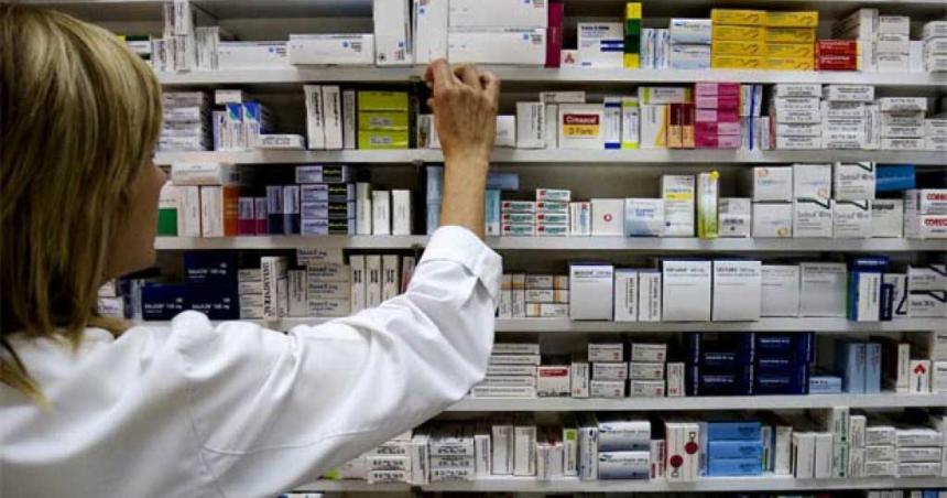 Por queacute siguen subiendo fuerte los precios de los medicamentos y quIeacutenes sufren mayor impacto