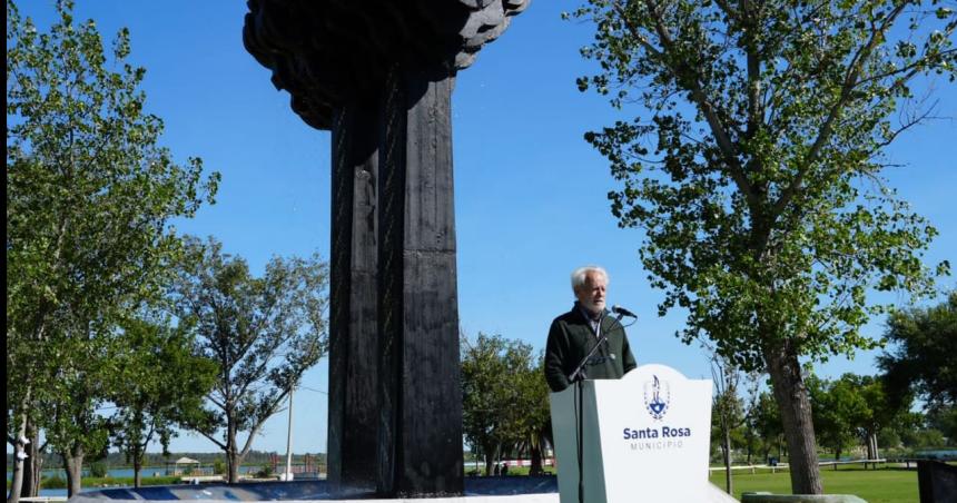 Acto oficial de la Municipalidad de Santa Rosa