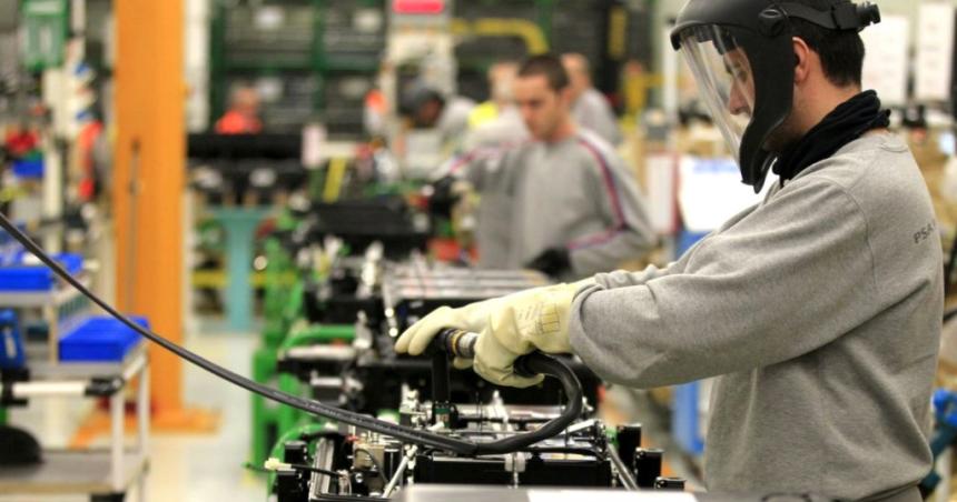 Parate econoacutemico- la actividad cayoacute un 43-en-porciento- en enero
