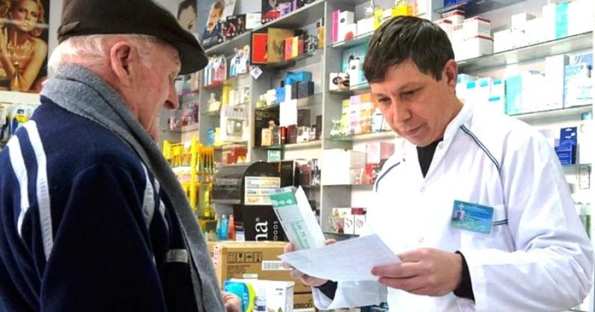Hubo acuerdo y siguen los medicamentos gratis de PAMI