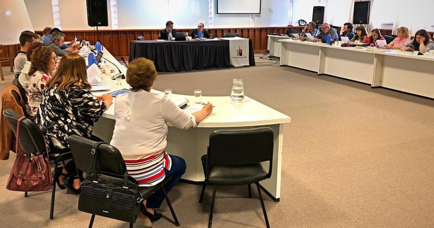 El Consejo Superior de la UNLPam empieza a tratar la carrera de Medicina