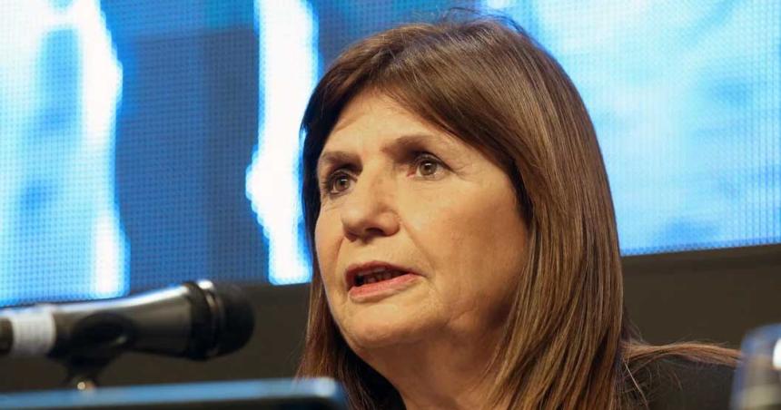 Patricia Bullrich- Las Fuerzas Armadas han sido muy maltratadas durante los antildeos de la democracia