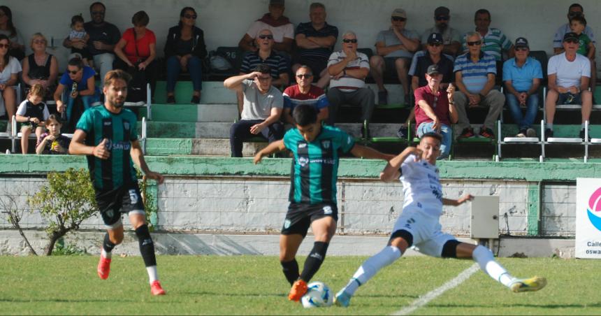 Federal A- Estudiantes sorprendioacute a Ferro en el Coloso