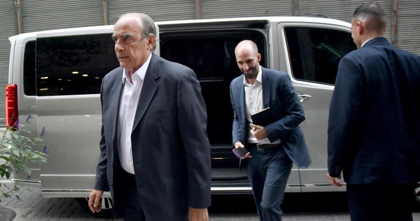 El Gobierno impulsa la suba del miacutenimo del Impuesto a las Ganancias y promete que no habraacute retroactividad