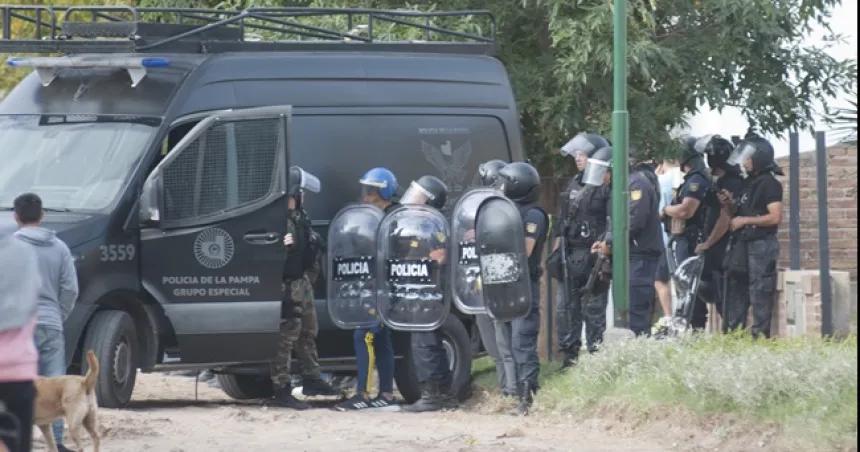 Al final los hermanos acusados por abuso en Pico quedaron presos en una comisariacutea