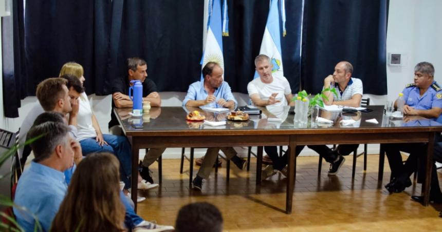 Macachiacuten- planteos al Ministerio sobre vigilancia rural y seguridad vial