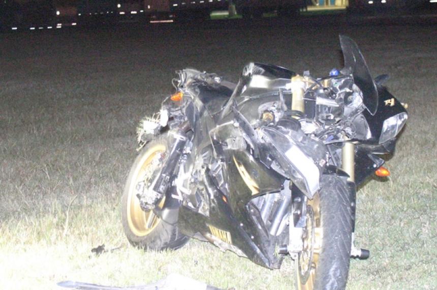 Murioacute un motociclista tras una caiacuteda en General Pico