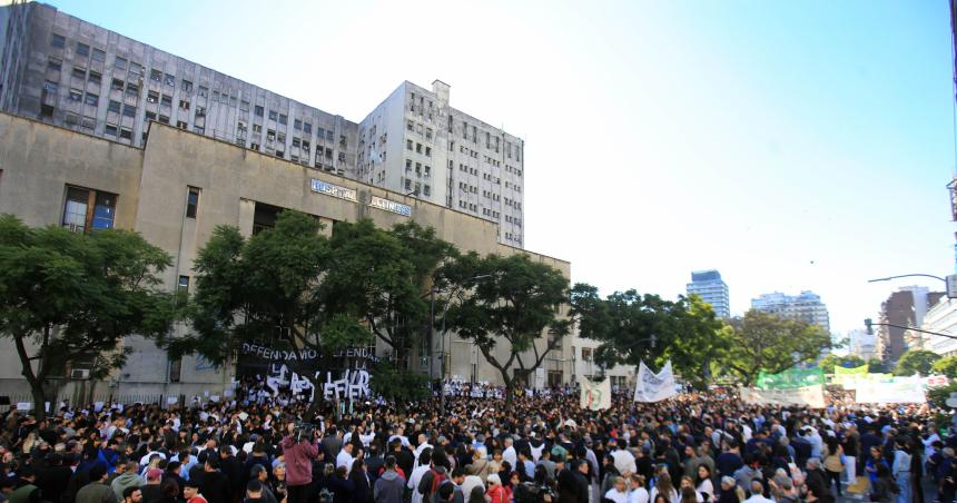 Antes de la marcha del 23 el Gobierno promete subir el presupuesto universitario