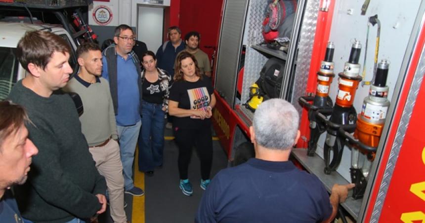 Intendentes y bomberos voluntarios definen un plan ante emergencias  