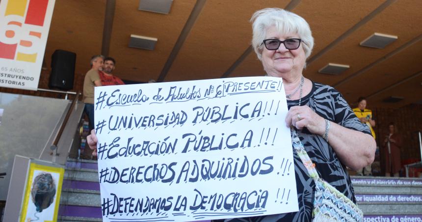 Informe- coacutemo las poliacuteticas de ajuste destruyen a la educacioacuten puacuteblica