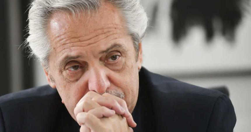 Alberto Fernaacutendez calificoacute como insignificante al superaacutevit y defendioacute la salud y educacioacuten puacuteblica
