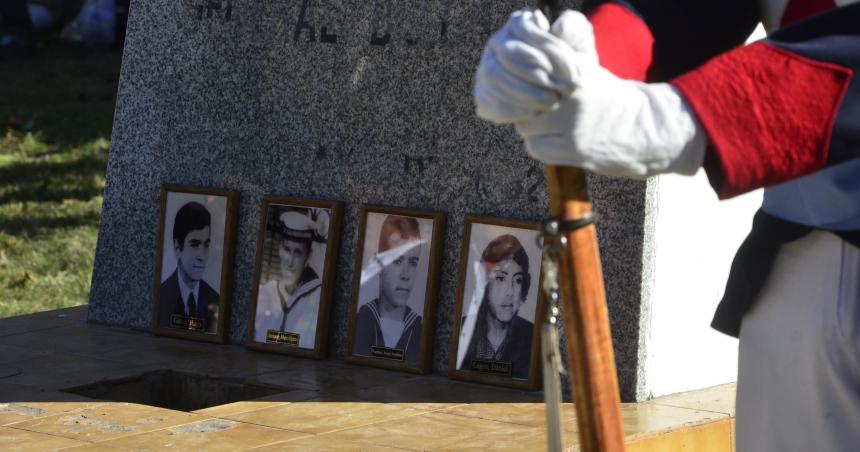 A 42 antildeos del hundimiento recordaron a las viacutectimas del General Belgrano