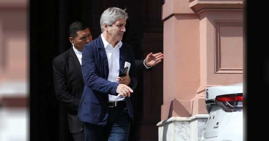 Caputo acompantildea a Milei a Estados Unidos para participar en un influyente Foro de CEOs