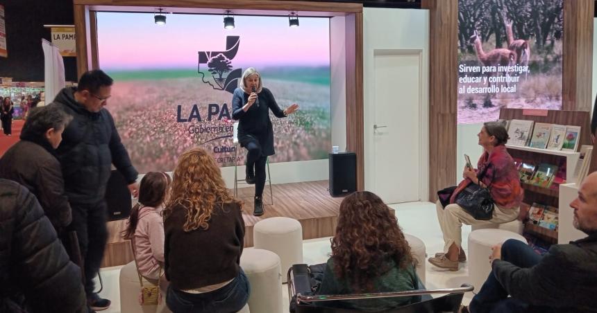 El stand de La Pampa con niveles de venta aceptables en la Feria del Libro