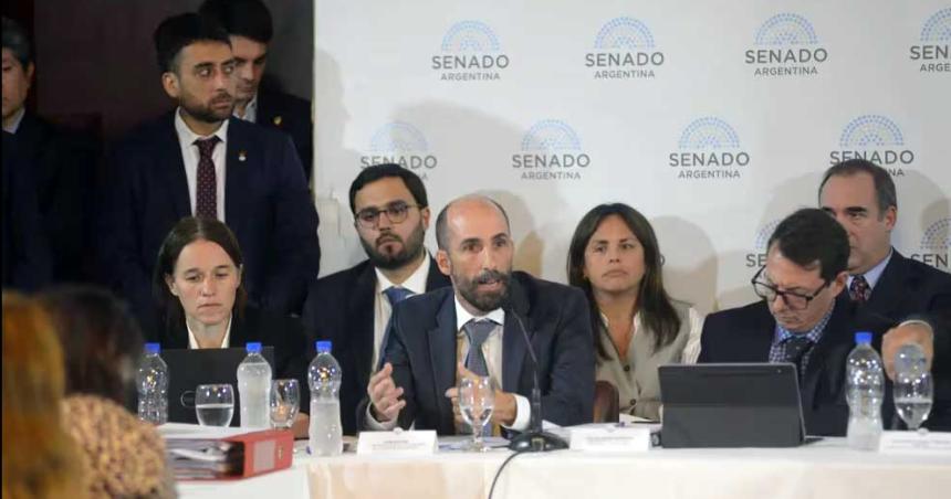 Senado- el Gobierno no descarta cambios a la Ley Bases por el reacutegimen de inversiones