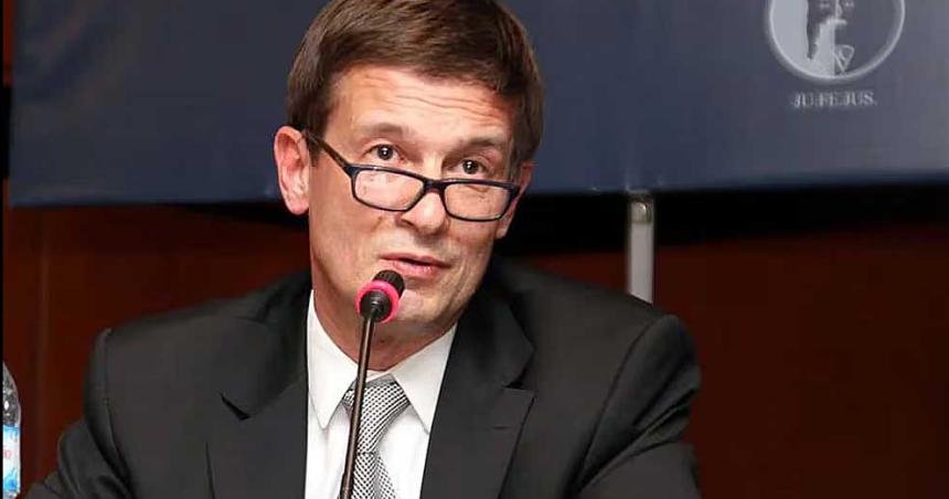 El juez Ercolini rechazoacute el pedido de Alberto Fernaacutendez para apartarlo de la causa de los seguros