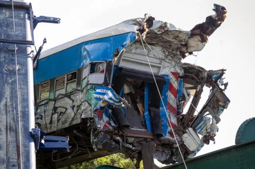 Imputaron a dos maquinistas por el choque de trenes en Palermo