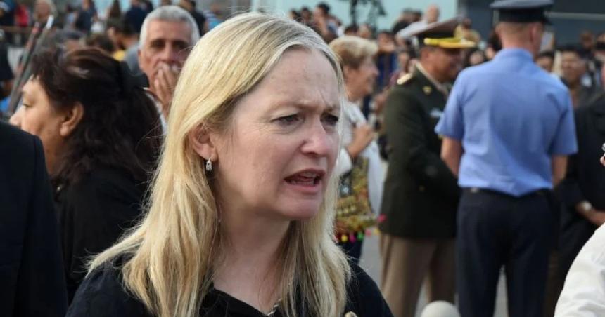 Fuerte cruce entre la vice de Mendoza y Grabois tras la visita a La Pampa
