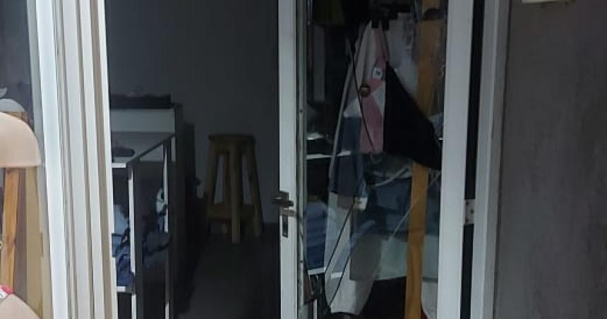 Dos detenidos por intento de robo en el centro santarrosentildeo