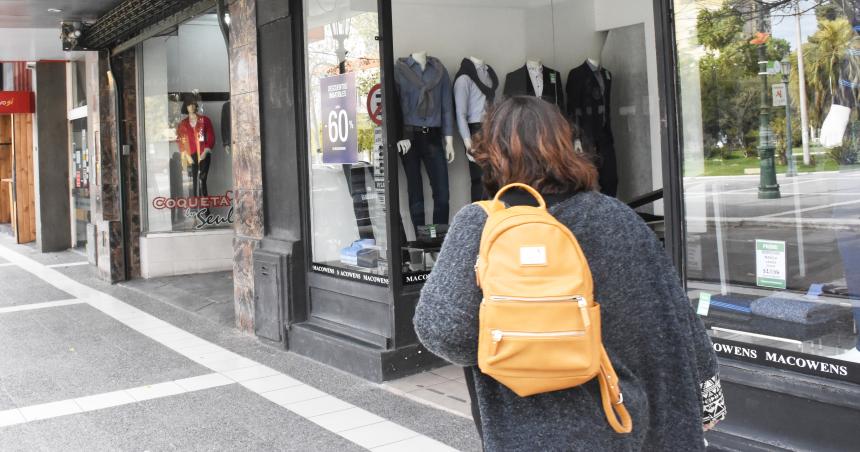  El 45-en-porciento- de los comerciantes cree que para fin de antildeo va a estar peor
