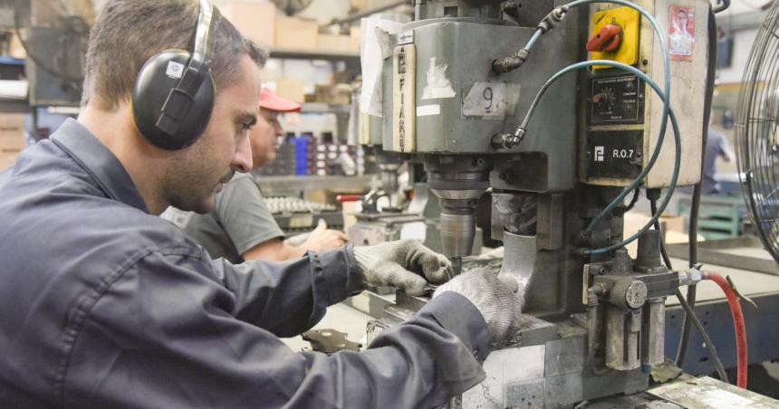 El 56-en-porciento- de las industrias pampeanas bajaron sus ventas