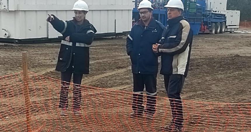 Inspeccionaron el cruce de un oleoducto bajo el riacuteo Colorado