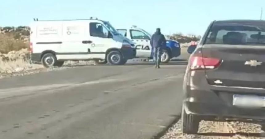 Una pampeana en grave estado por un vuelco en Neuqueacuten