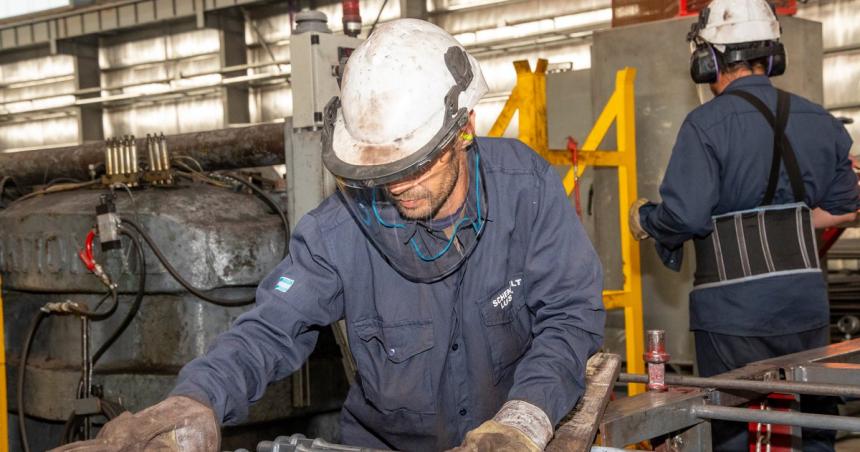 Industria pyme- la actividad cayoacute 183-en-porciento- interanual en abril y sumoacute el sexto mes consecutivo en baja