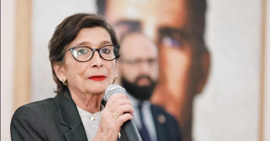 Espantildea retiroacute a su embajadora en Argentina de forma definitiva