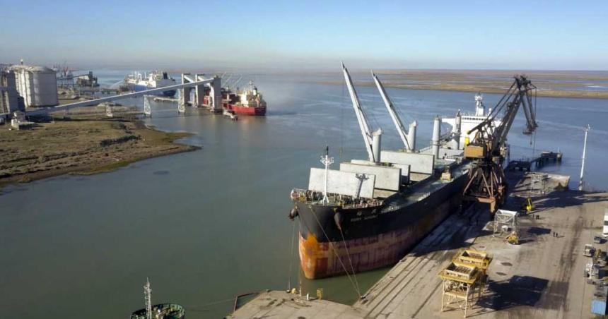 La balanza comercial fue superavitaria en abril por USD1820 millones