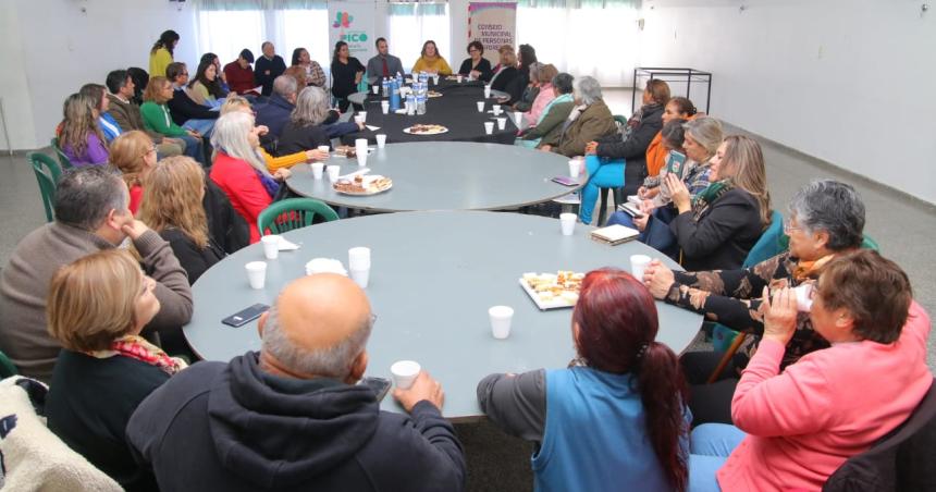 Definen en Pico la agenda de actividades para personas mayores